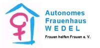 Ein angedeutes Haus mit dem Weiblichkeitssymbol