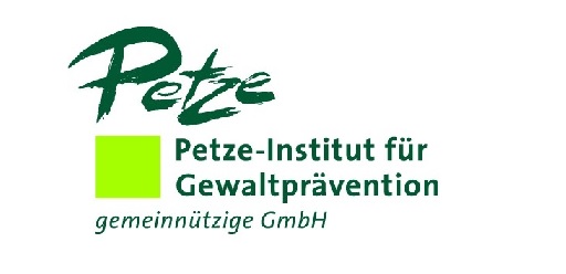 Namesschriftzug in grüner Schrift und ein grünes Viereck