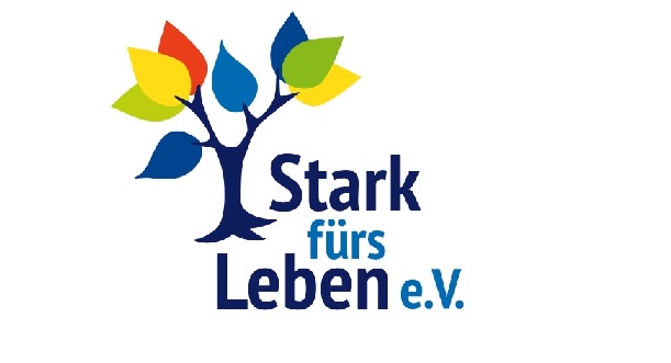 Namensschriftzug und ein Baum mit bunten Blättern